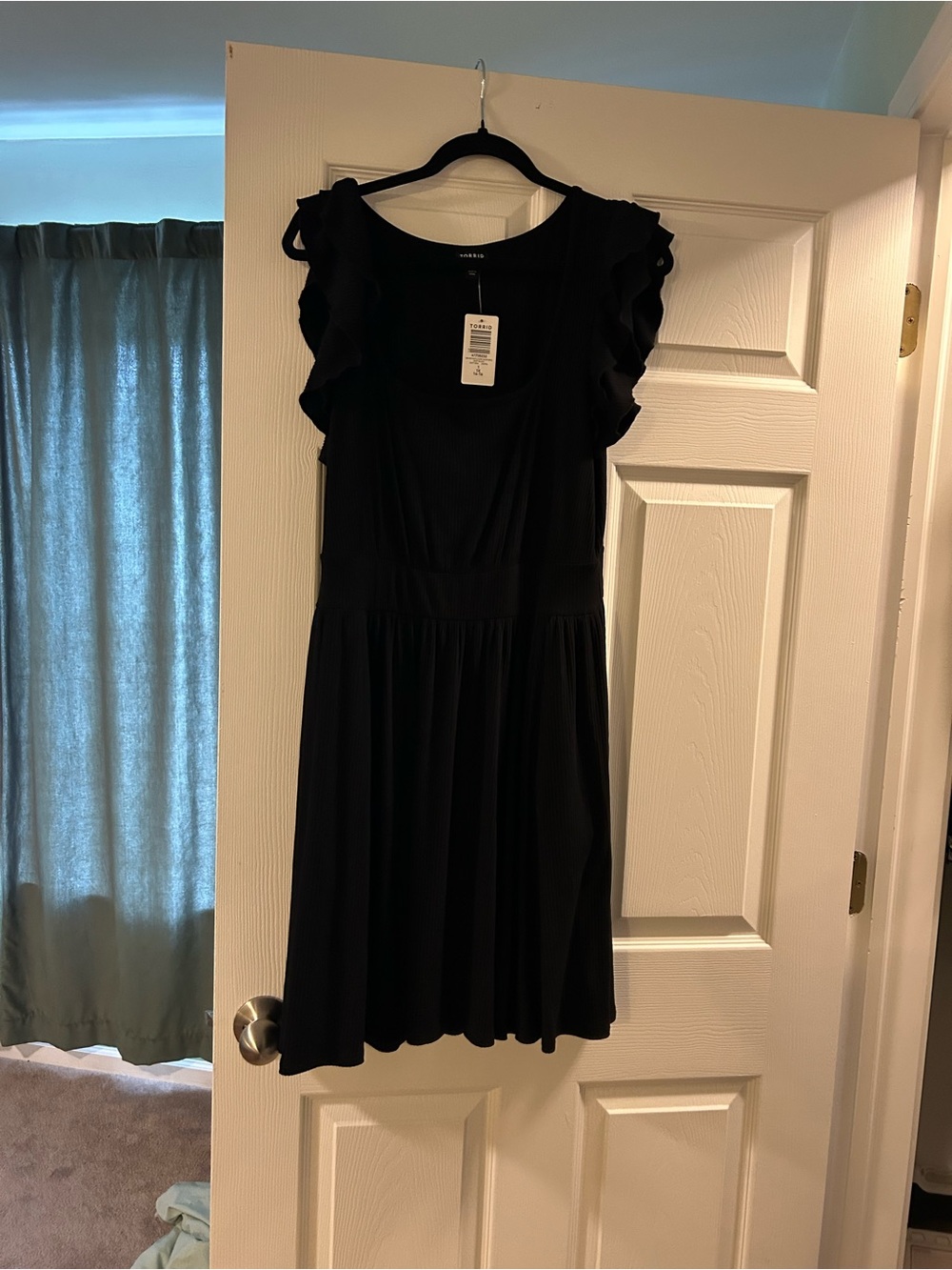torrid Black Ruffle-Sleeve Scoop Neck Midi Dress